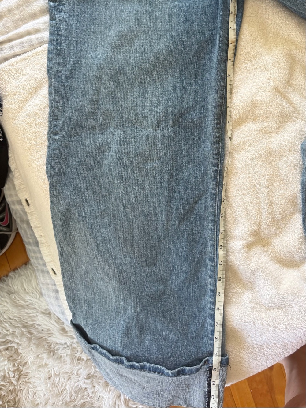 Kut from the Kloth Medium Wash Wide Leg Jeans - Picture 5 of 6